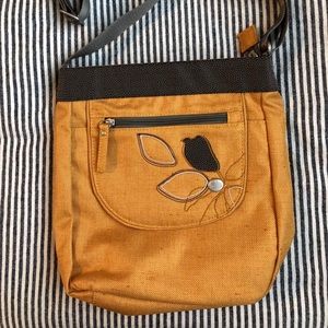 Haiku crossbody